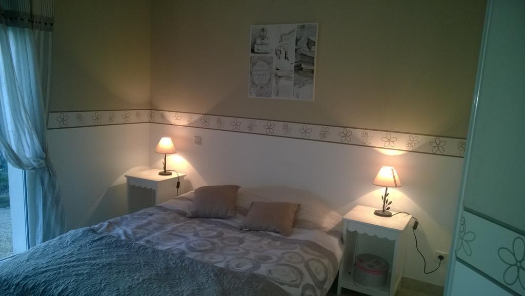 Villa La Guionie Montignac-Lascaux Habitación foto
